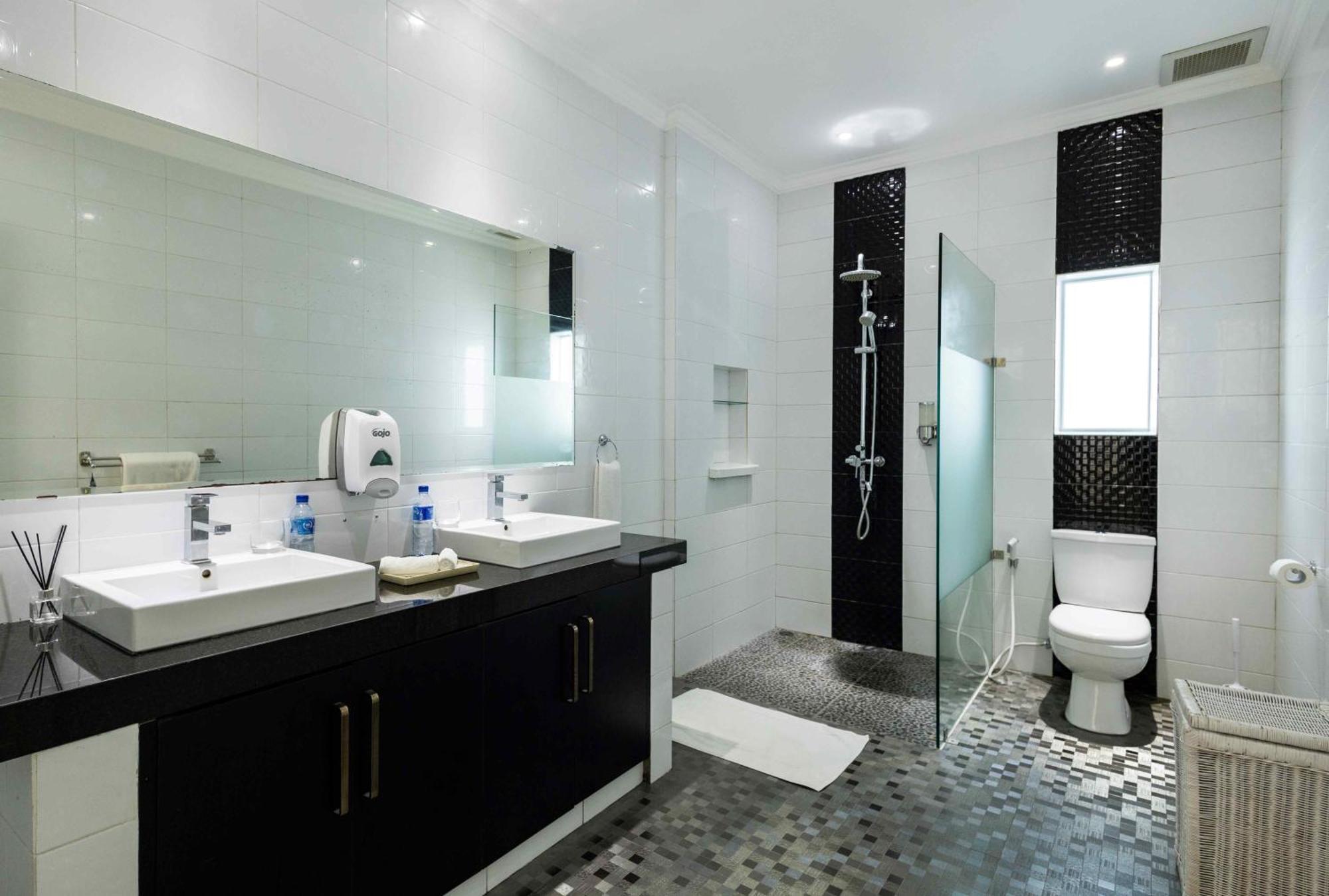 Charming, Villa Sofie - Central Sanur With Refreshing Pool 外观 照片